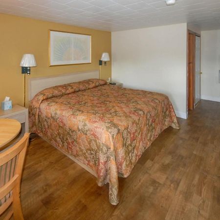 Budget Inn Watkins Glen Exteriér fotografie